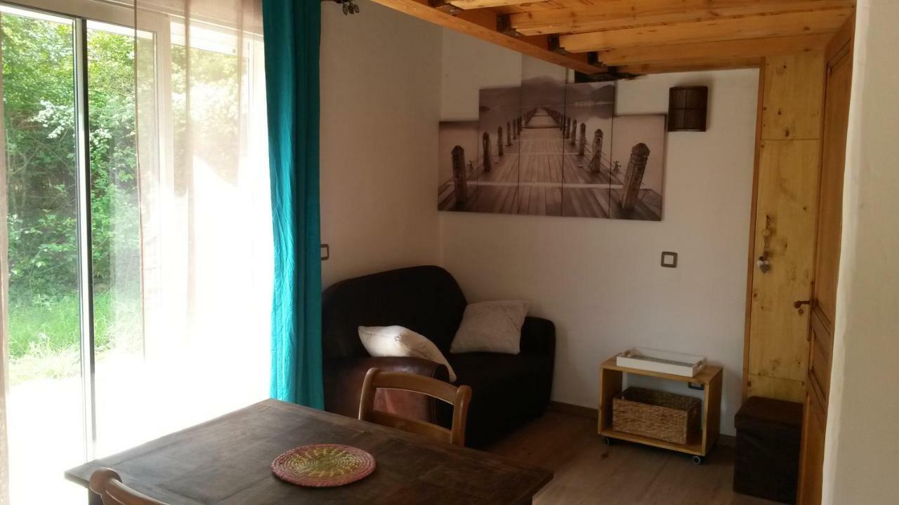 Spa Cabanon De Charme - Le Garagai Meyreuil Buitenkant foto